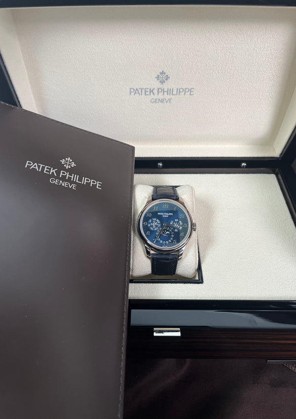 Patek Philippe5740/1G Nautilus Perpetual Calendar – Newport Watch Club