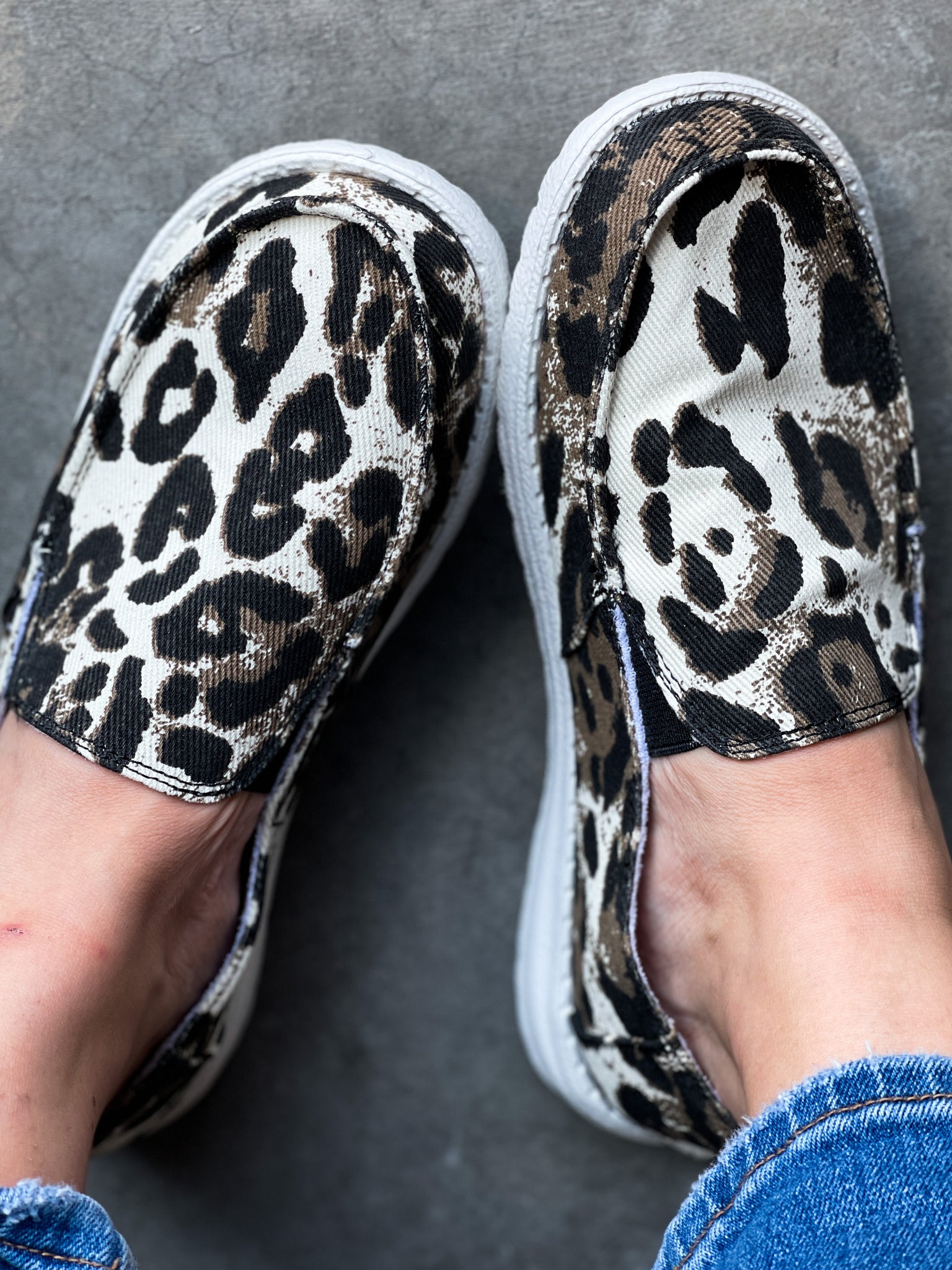Vintage Cheetah Sneakers – One24 Btq