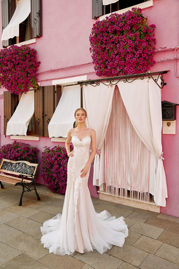 SUZANNA - SWEETHEART NECKLINE TRUMPET WEDDING DRESS