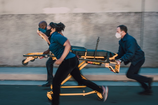 nurses running with compression socks