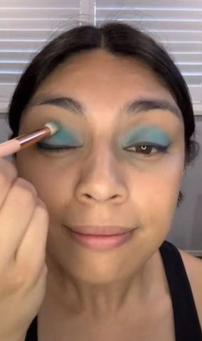 Step four: apply eyeshadow