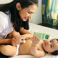 Buy Mother Sparsh Tummy Roll On for Baby