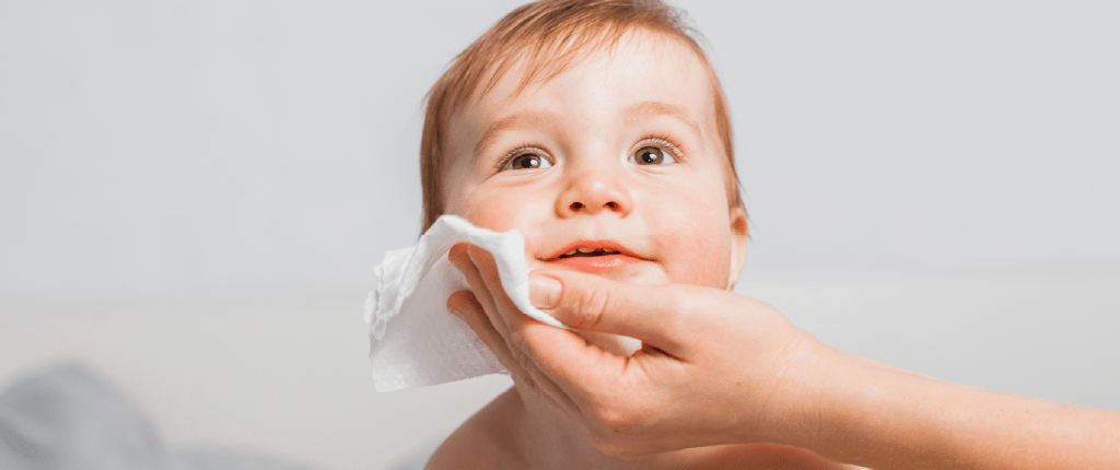 8 Steps To Ensure Baby Grooming, Keeping skin clean
