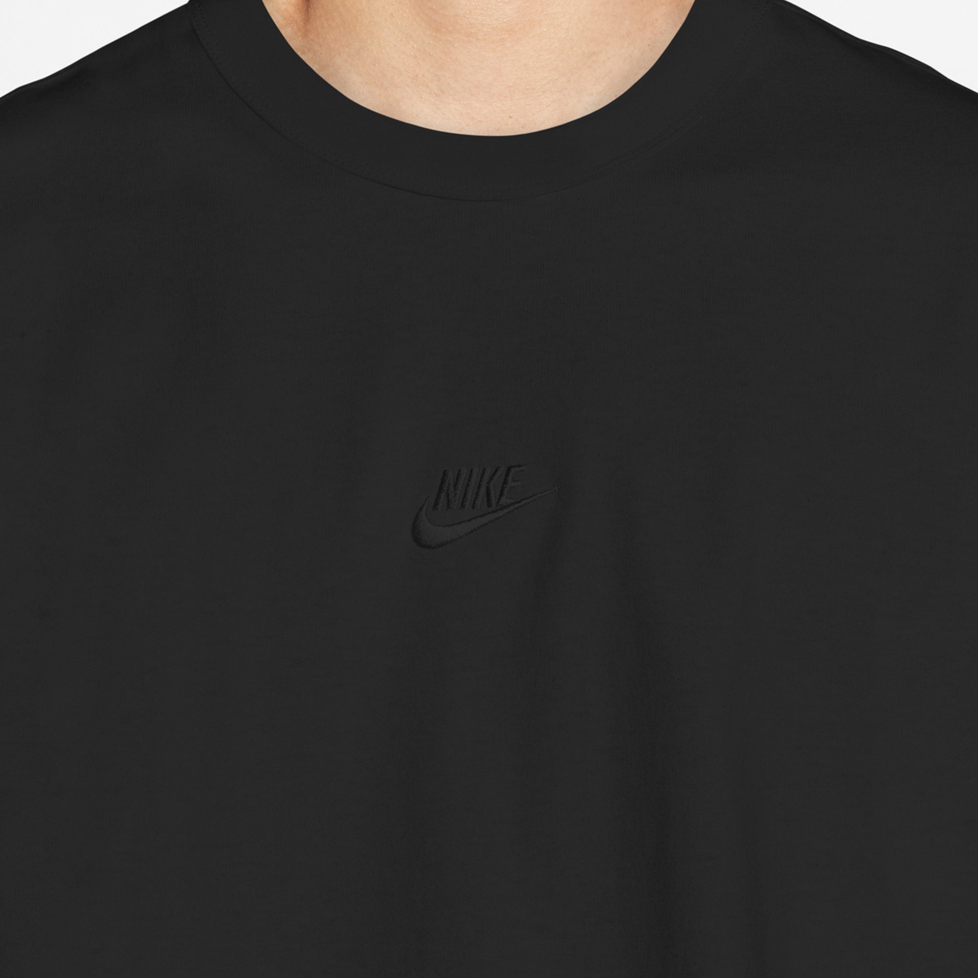 Nike Men Sportswear Tee