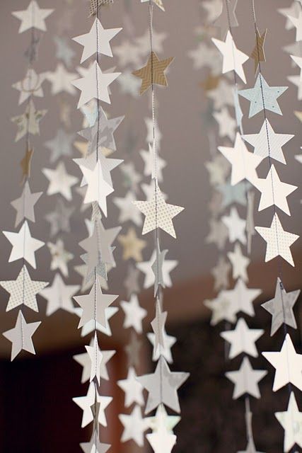Wedding Under the Stars: Star Garlands
