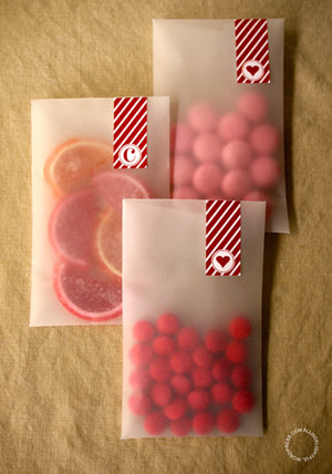 Edible Wedding Favors: Candy Pouches