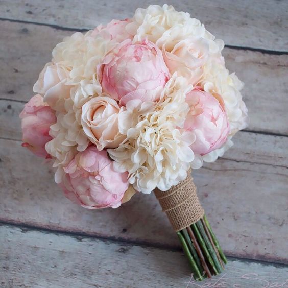 Summer Wedding Flowers: Hydrangea