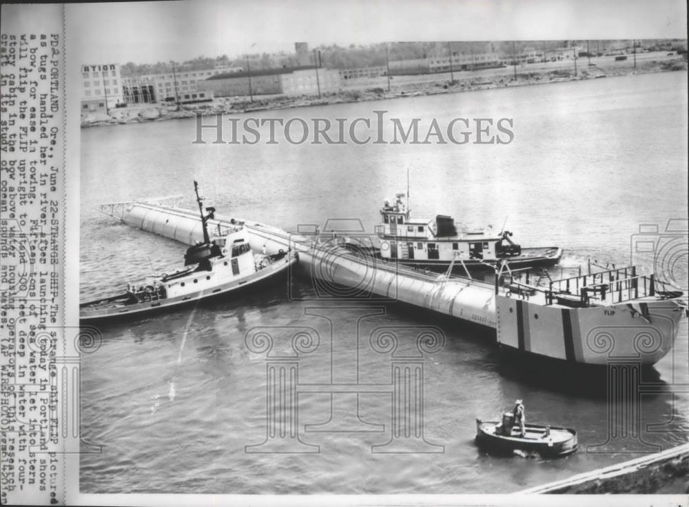 1962 Press Photo Tugs Handle Flip Ship After Its Launching In Portland Historic Images