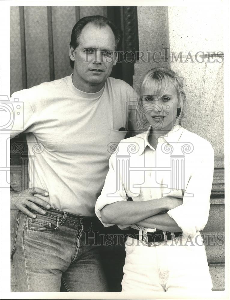1990 Press Photo Fred Dryer And Darlanne Fluegel Star In Hunter On Nb Historic Images