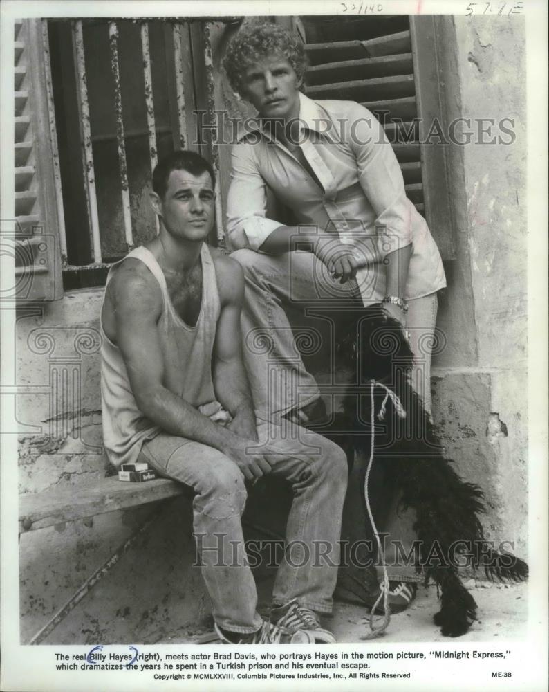 Brad Davis, Actor in Midnight Express, with Real Billy Hayes, 1978 vintage  press photo print - Historic Images