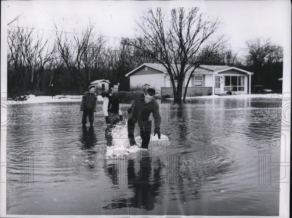Flooded Des Plaines River 1962 Vintage 