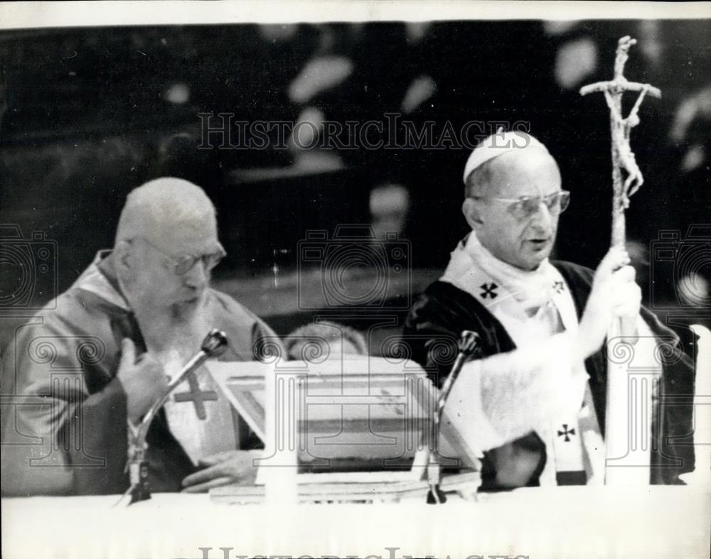 L'antipape excommunié Paul VI, franc-maçon et sataniste. (italien/français) 7654620