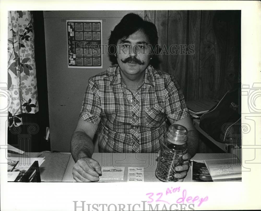 1982 Press Photo Charles Gode - ora27458 - Historic Images