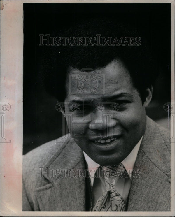 1975 Press Photo Woody Willis TV Newsman Detroit WKBD - Historic Images