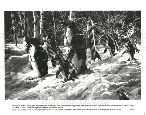 1992 Press Photo Danny DeVito Actor Penguin Gotham City Missiles Batman Returns - Historic Images