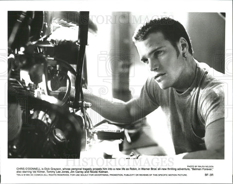 1995 Press Photo Chris O'Donnell Actor Robin Batman Forever Adventure Movie - Historic Images