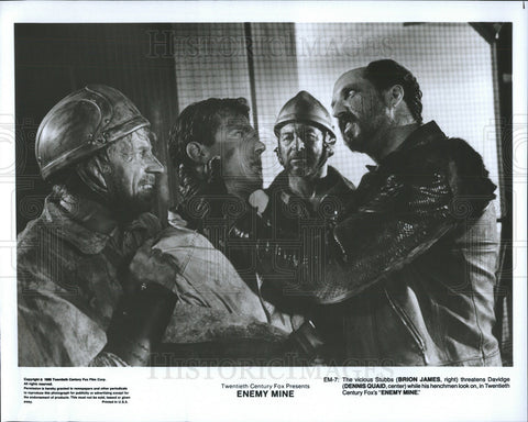 1985 Press Photo Brion James, Dennis Quaid in "Enemy Mine" - Historic Images