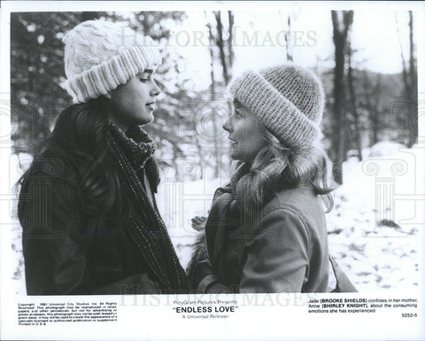 1981 Press Photo Brooke Shields, Shirley Knight in "Endless Love" - Historic Images