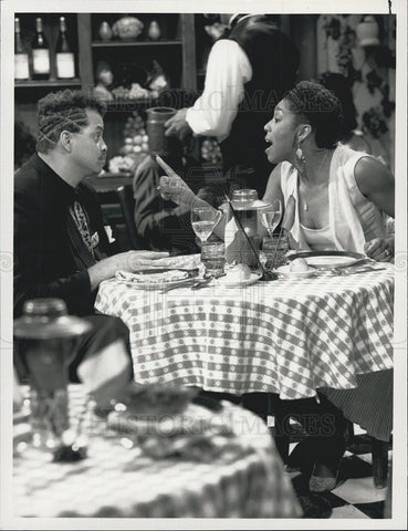 1989 Press Photo Dawnn Lewis Sinbad Actor Different World Comedy Series - Historic Images