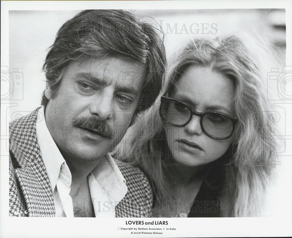 Lovers And Liars Film Goldie Hawn Giancarlo Giannini Scene 1979 vintage ...