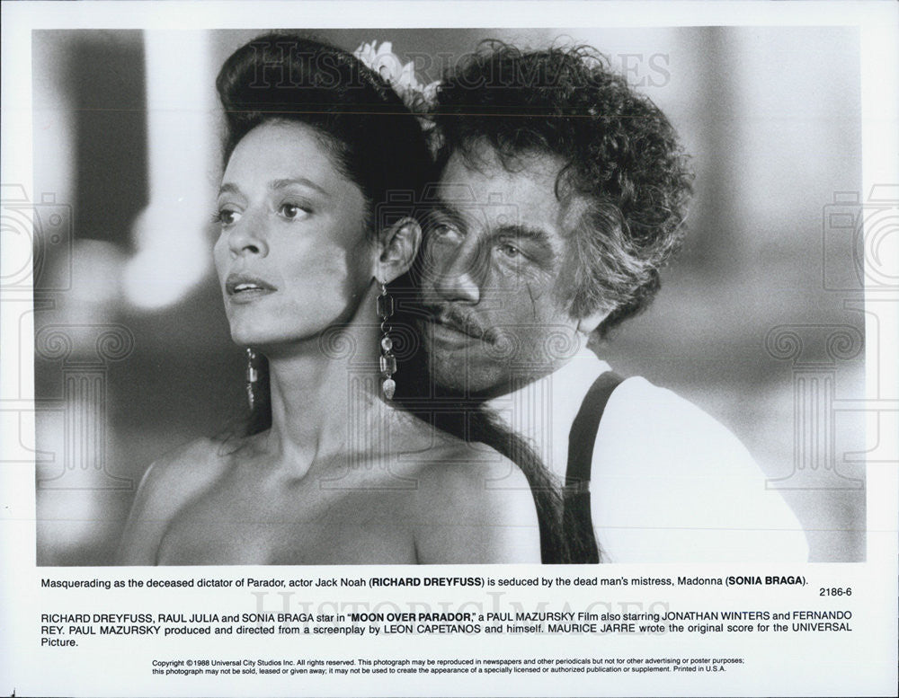 Richard Dreyfuss Sonia Braga In Moon Over Parador 19 Vintage Promo Photo Print Historic Images