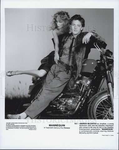 1987 Press Photo Mannequin Film Actress Andrew McCarthy Kim Cattrall - Historic Images