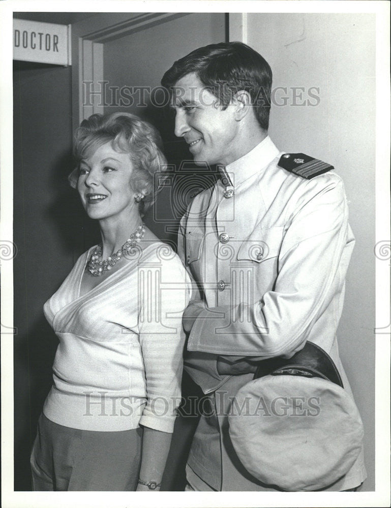 1963 Press Photo Screen Actress Anna Lee, Patrick O'neal In Dr. Kildar -  Historic Images