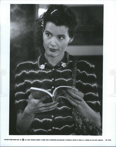 1988 Press Photo Geena Davis, Actress/Producer, In "The Accidental Tourist" - Historic Images