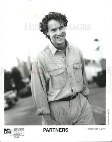 1996 Press Photo Tate Donovan Plays Owen in "Partners." - Historic Images