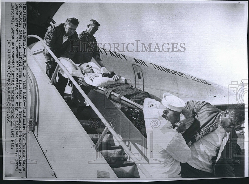 1965 Press Photo Us Marine Pfc Joseph Zoppa Returns Home Wounded From Historic Images