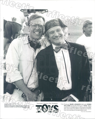 1992 Actor Robin Williams & Producer Mark Johnson Filming Toys Press Photo adz61 - Historic Images