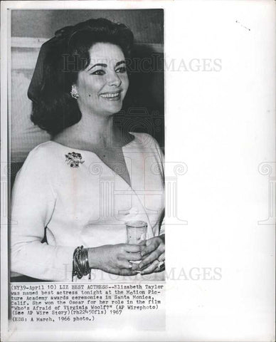 1967 Press Photo Elizabeth Taylor Virginia Woolf Oscar