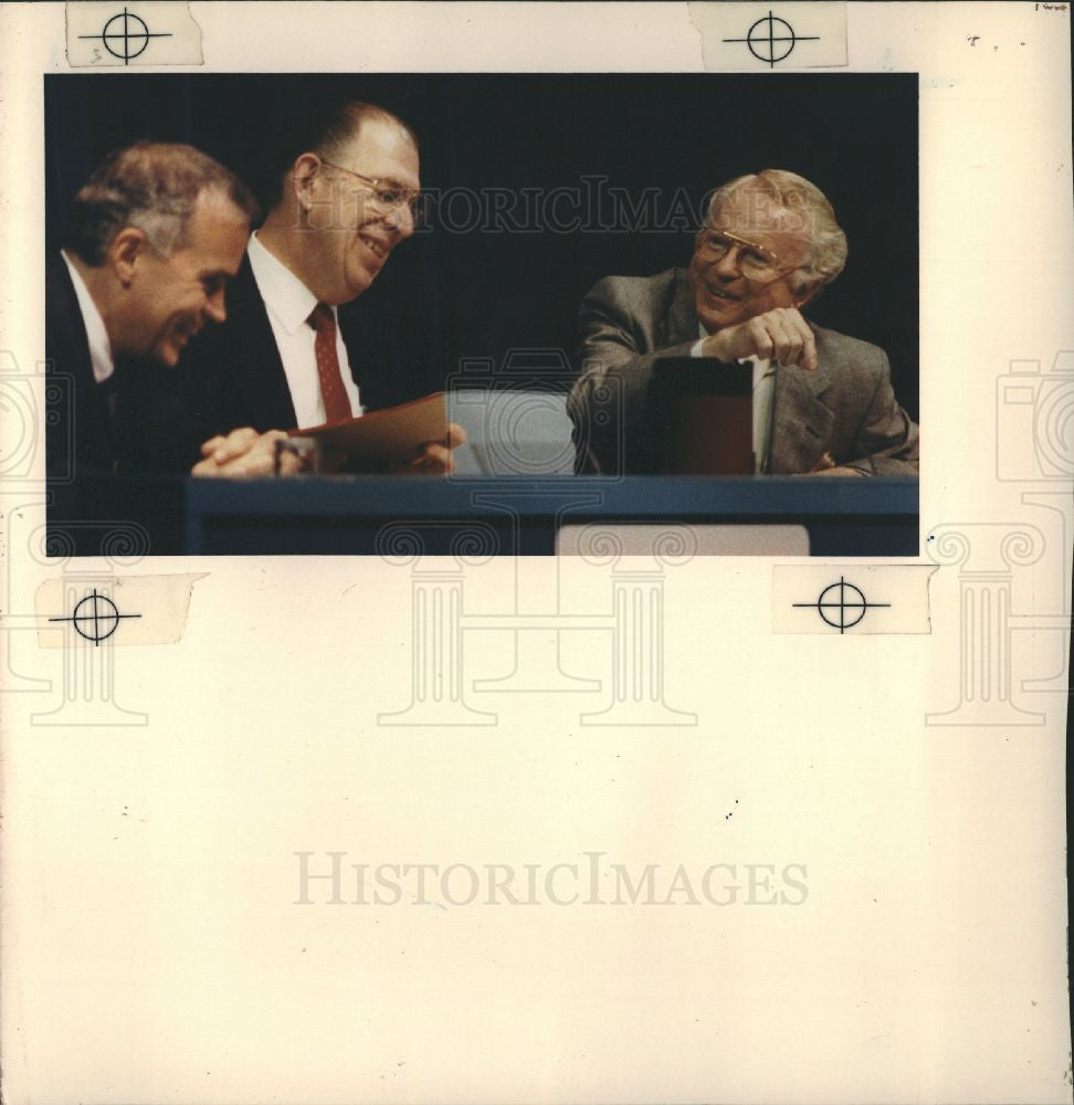 press photo roger smith chairman ceo gm historic images historic images outlet