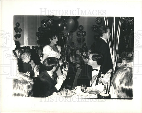 1988 Press Photo Joan Collins