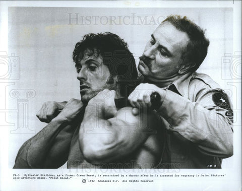 1992 Press Photo Sylvester Stallone American actor - Historic Images