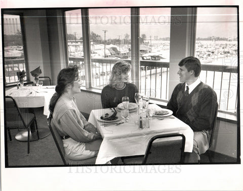 1989 Press Photo Sindbad Howell Blancke dining room - Historic Images