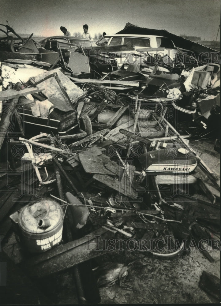1980 Press Photo storm damage at the Ralph Boden farm in Allentown, Wisconsin - Historic Images