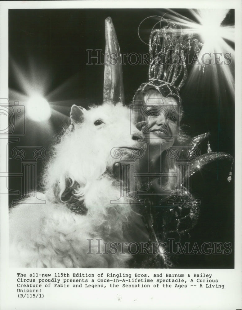 1987 Press Photo The Ringling Bros and Barnum & Bailey Circus unicorn ...