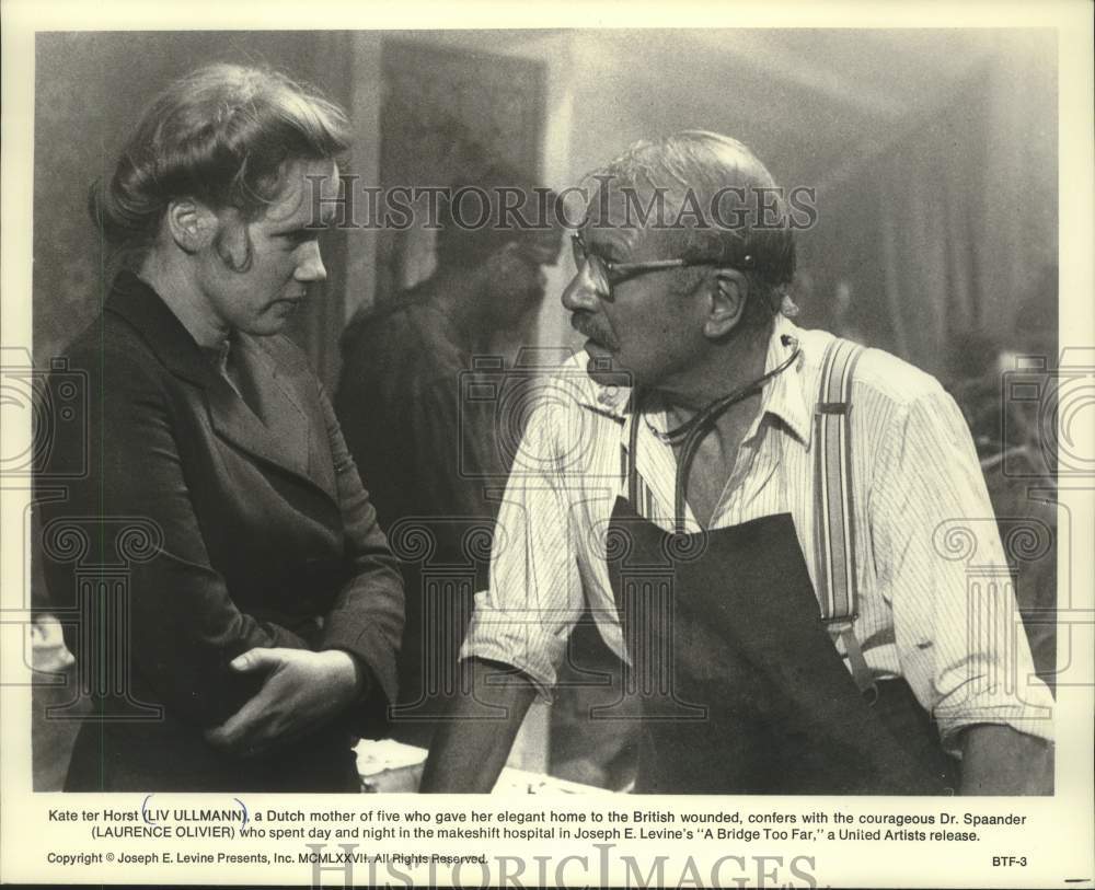 1977 Liv Ullman And Laurence Olivier In 