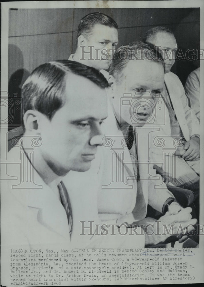 1968 Press Photo Doctor Denton Cooley And Team After Second Heart Tran Historic Images