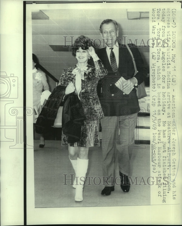 patricia medina and joseph cotten