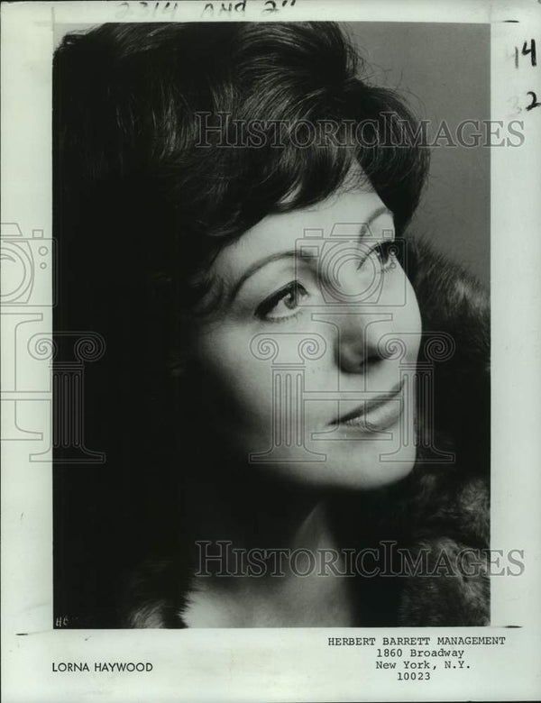 1982 Soprano vocalist Lorna Haywood - Historic Images