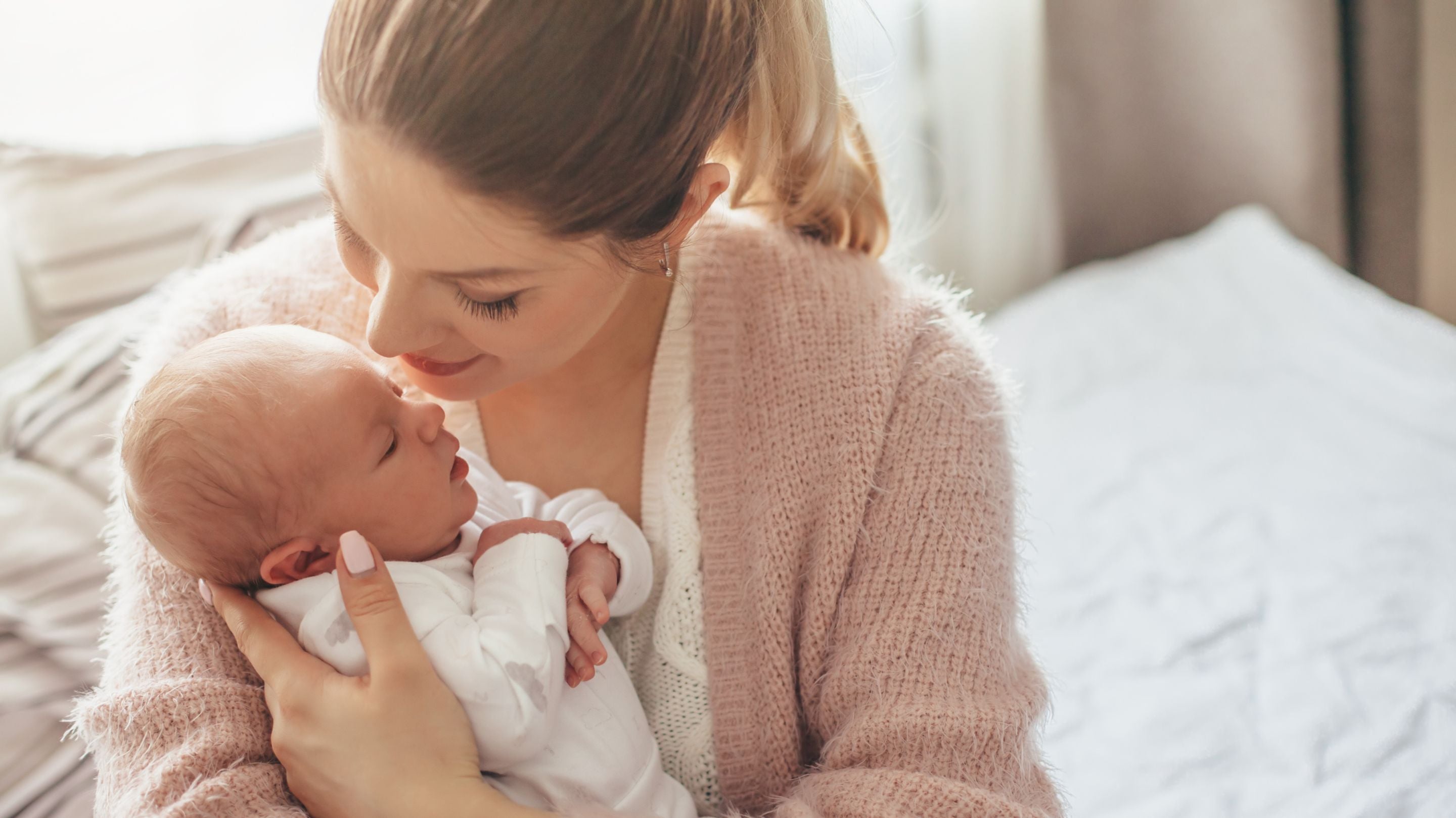 Jeune maman avec sa fille