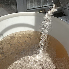 add the yeast and nutrient to the wine