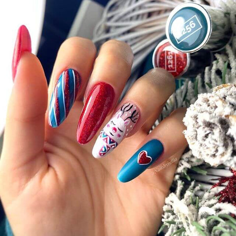 Christmas nail design