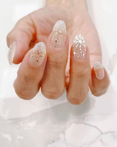 Christmas nail design