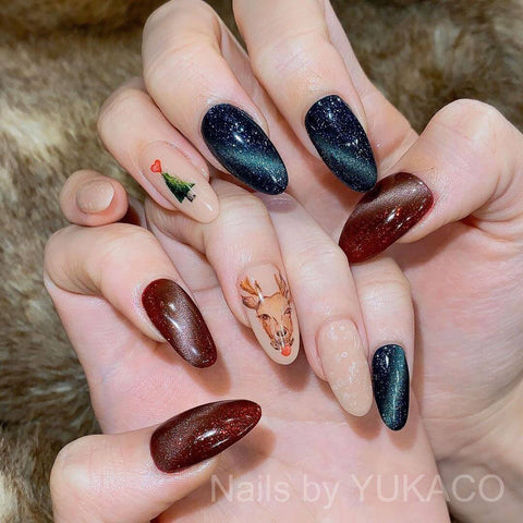 Christmas nail design