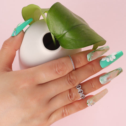 Spring-nail-art-design-green-nail