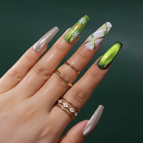 green-cat-eye-nail-design