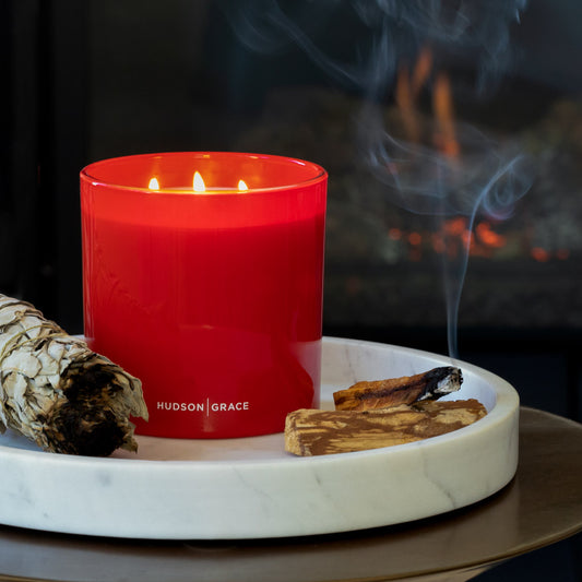 https://cdn.shopify.com/s/files/1/0257/7127/8418/products/F22_Evocative_Scents_Winter_3_Wick_Candle_Sage_bundle_Palo_Santo_V2_Product_a7c52223-d1f3-4dd8-bf3a-f93a100a2562.jpg?v=1665504379&width=533